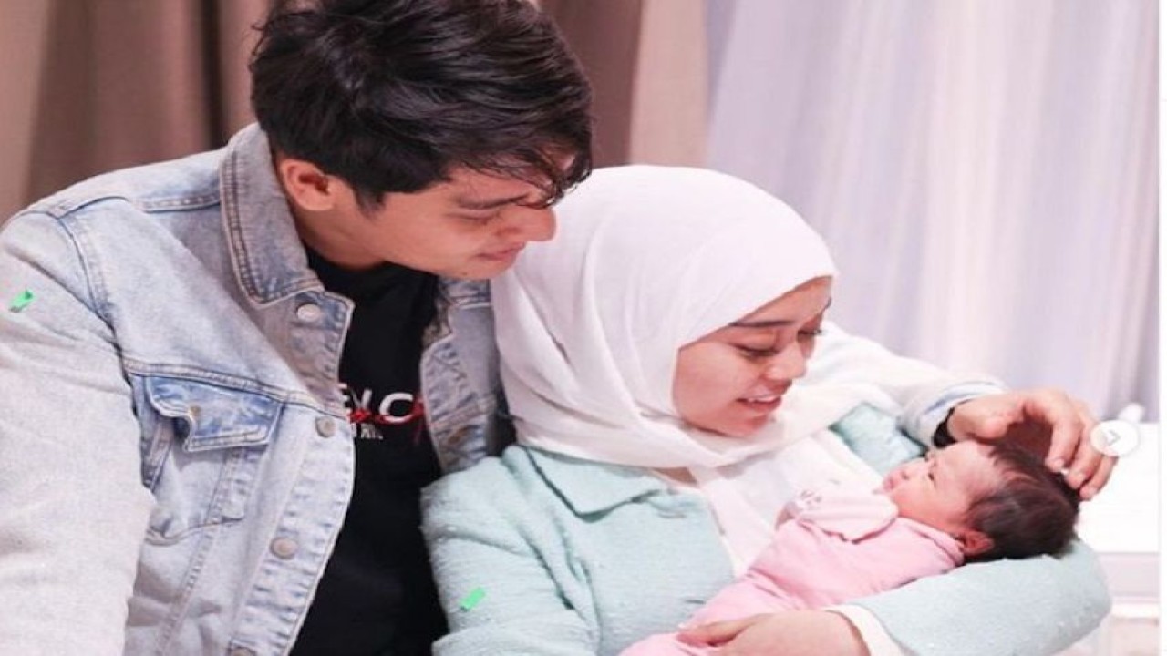 Lesti Kejora bersama sang suami Rizky Billar
