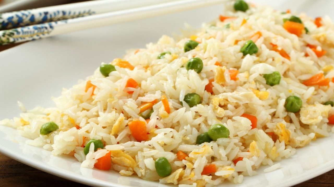 Nasi goreng Hongkong (infoliandhara.com)