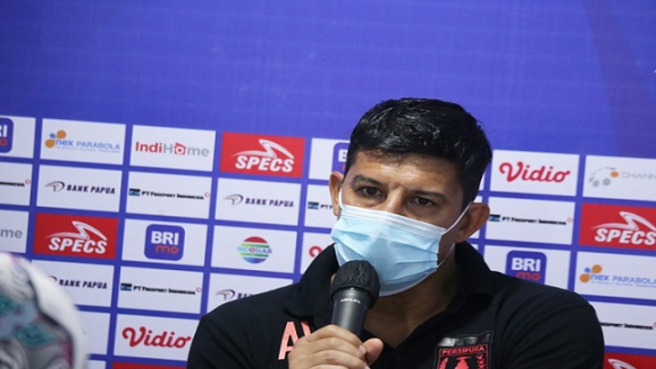 Pelatih Persipura Jayapura, Angel Alfredo Vera