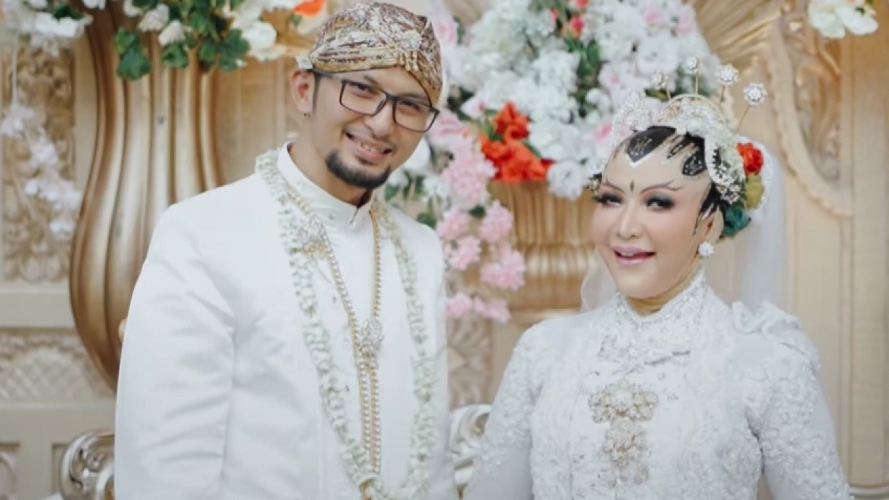 Roro Fitria dan Andri Irawan. (Instagram)