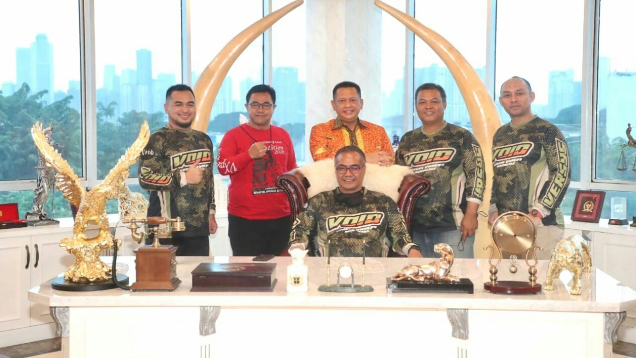 Bamsoet dan komunitas otomotif.