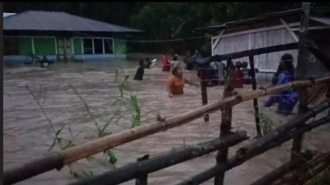 Banjir melanda dua desa di Kabupaten Kupang. Foto (istimewa)