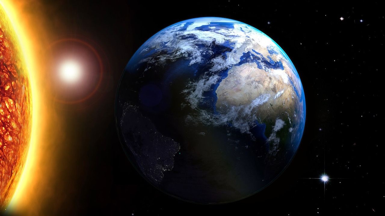 Ilustrasi bumi dan matahari/ist