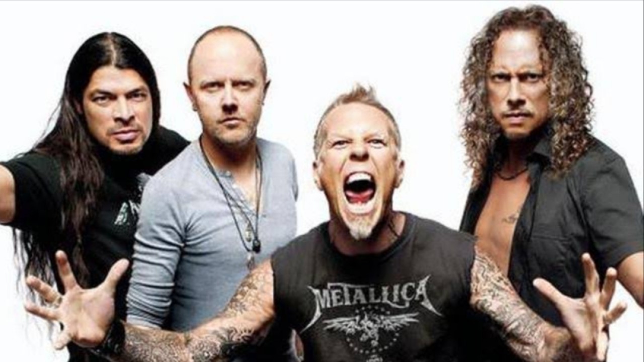 Para personil Metallica masih gahar di atas panggung. (net)