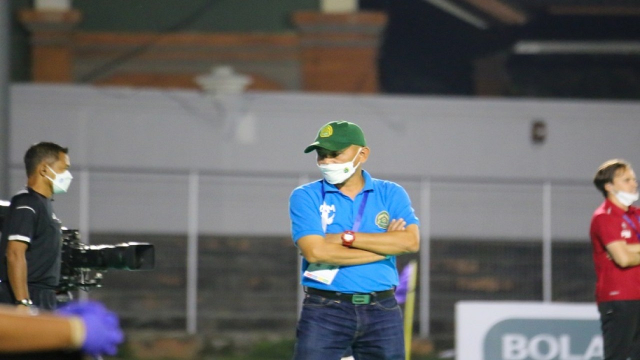 Pelatih kepala Persikabo 1973 , Liestiadi