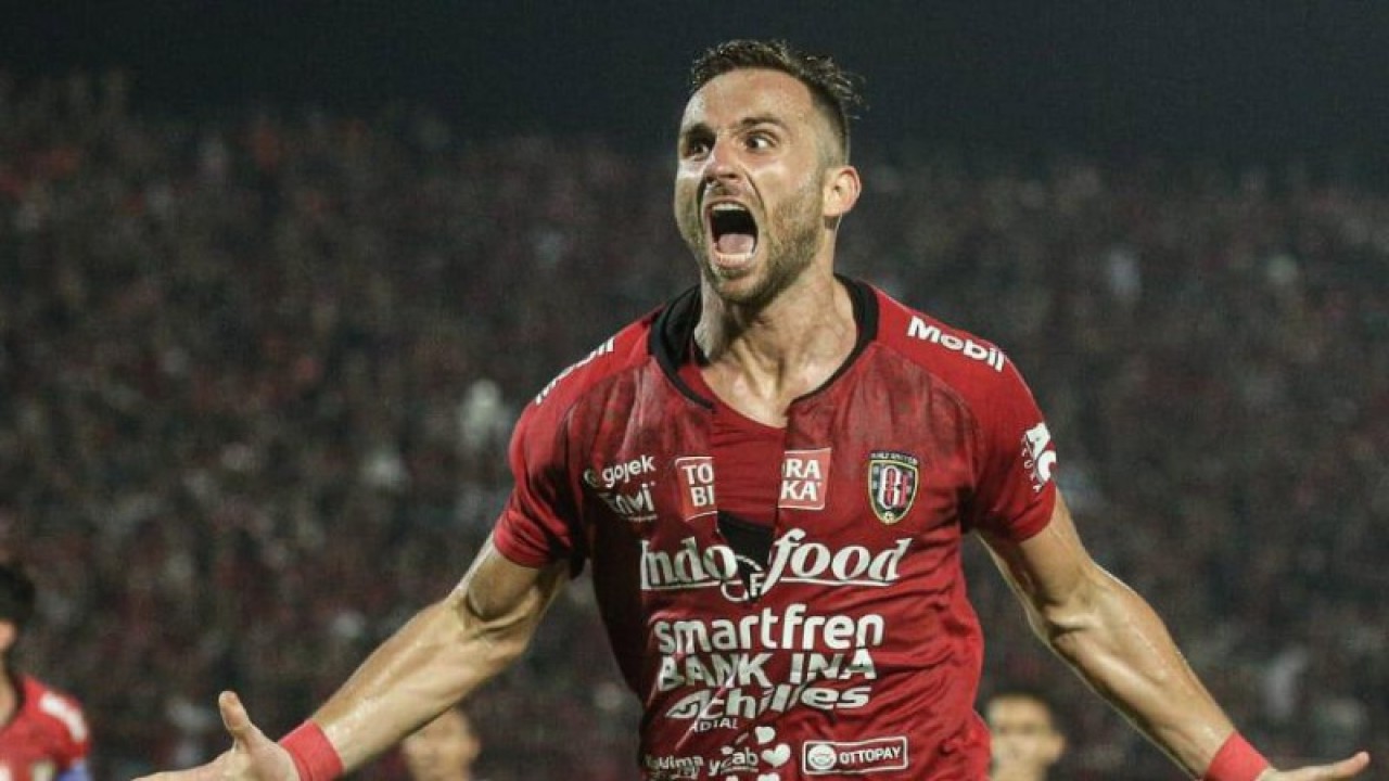 Penyerang Bali United, Ilija Spasojevic