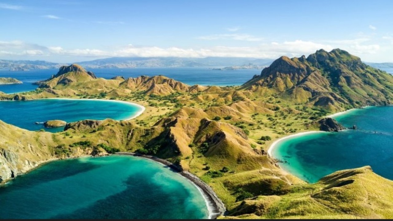 pulau Padar, salah satu destinasi wisata yang ada di Labuan Bajo, Manggarai Barat. Foto (istimewa)