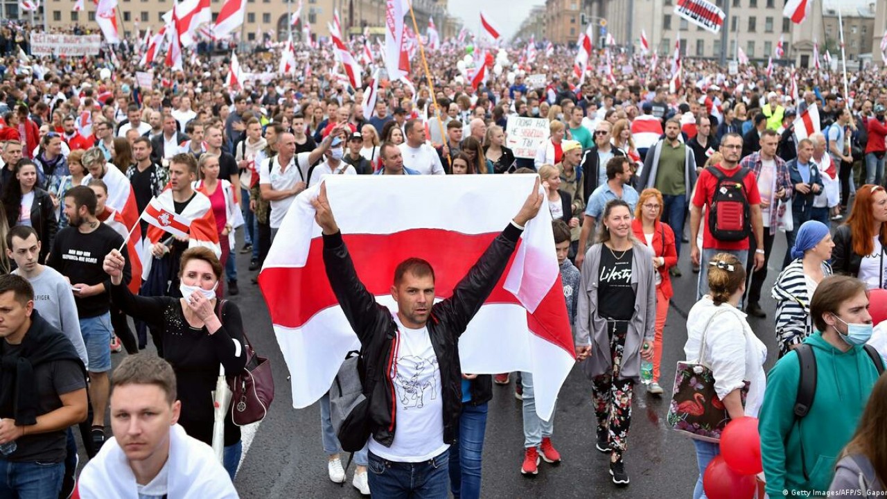 Rakyat Belarusia. (AFP)