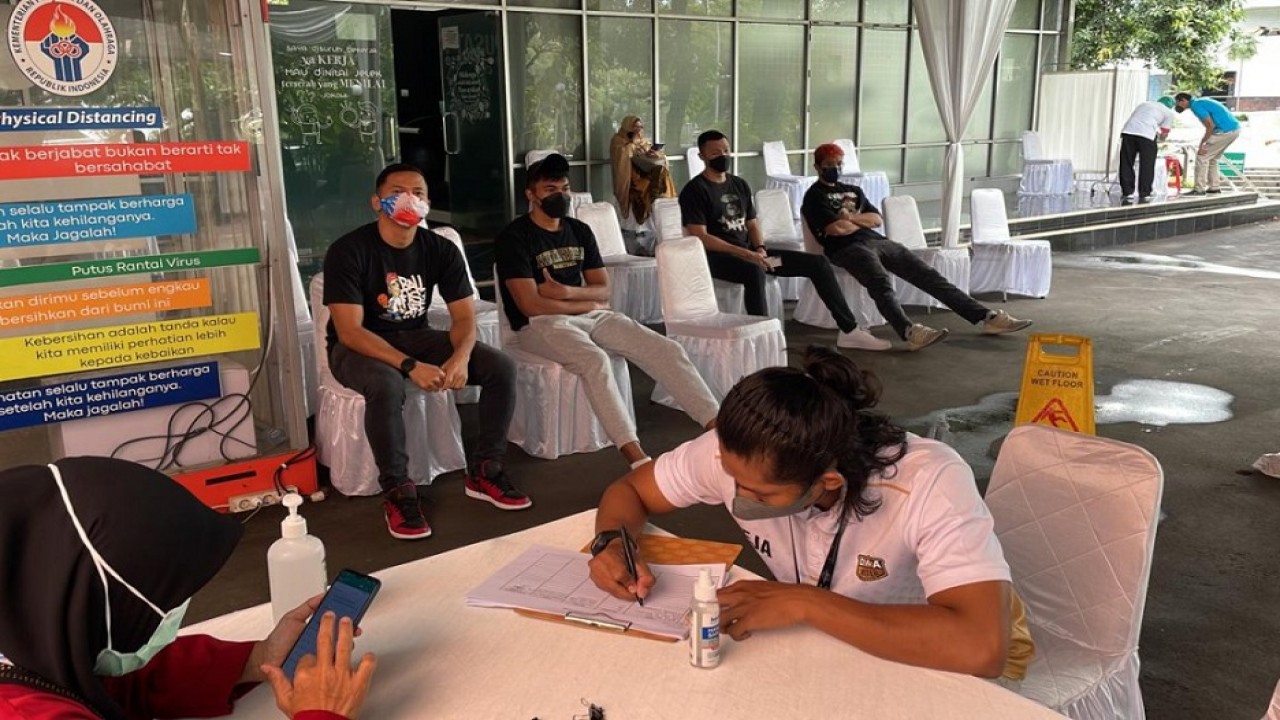 Vaksin Booster Covid-19