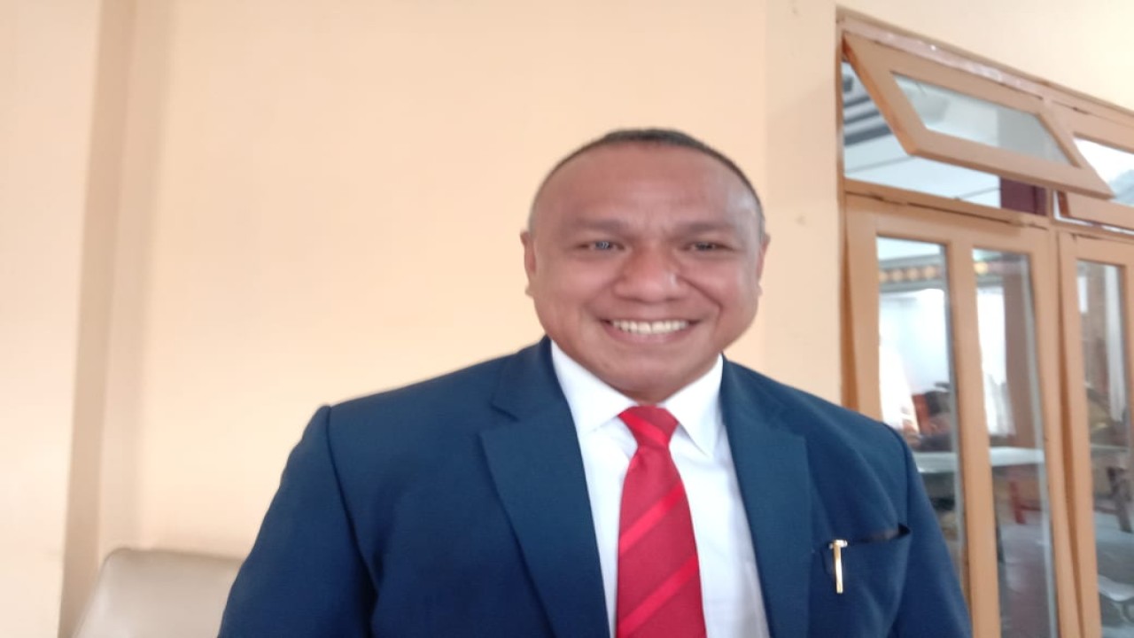 Anggota DPRD Manggarai dari Partai Hanura, Thomas Edison Rihimone. Foto (istimewa)