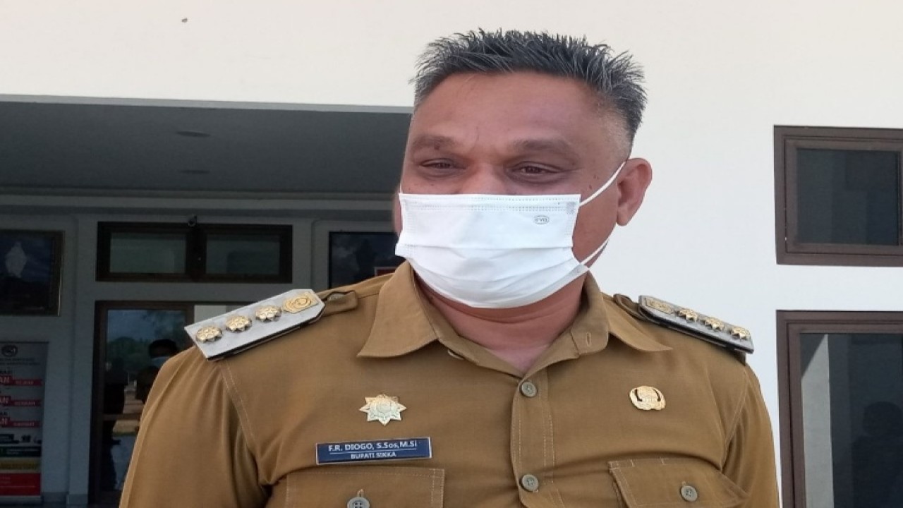 Bupati Sikka, Fransiskus Roberto Diego. Foto (istimewa)