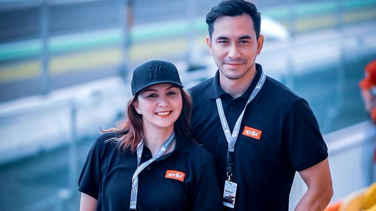 Darius Sinathrya dan Donna Agnesia/Instagram