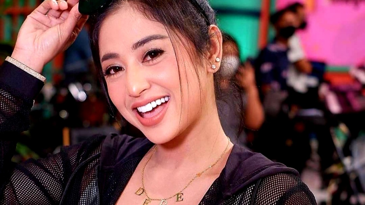 Dewi Perssik. (Instagram)
