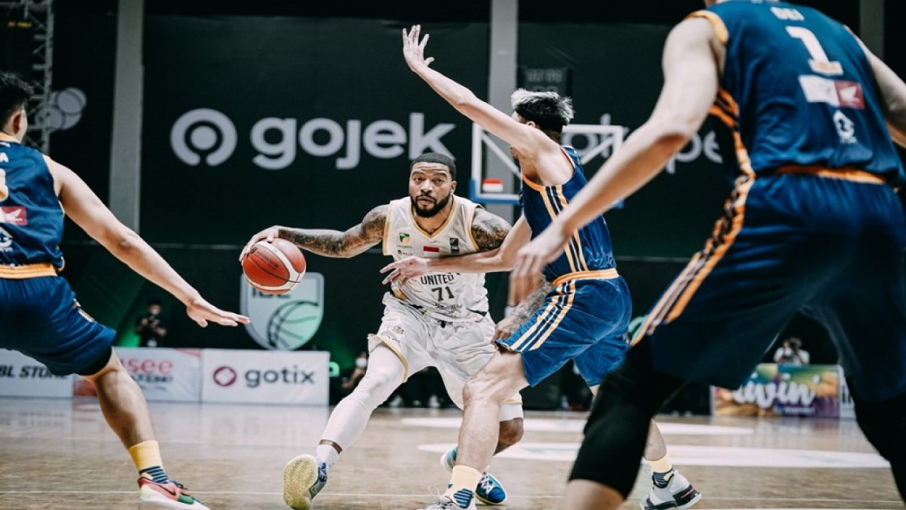 IBL 2022, Dewa United vs Satria Muda