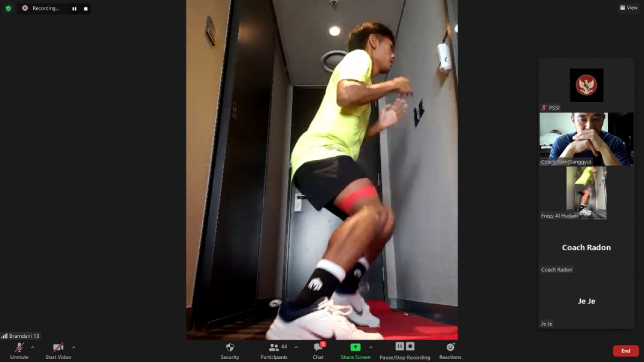 Latihan virtual Timnas U-19 di Korsel