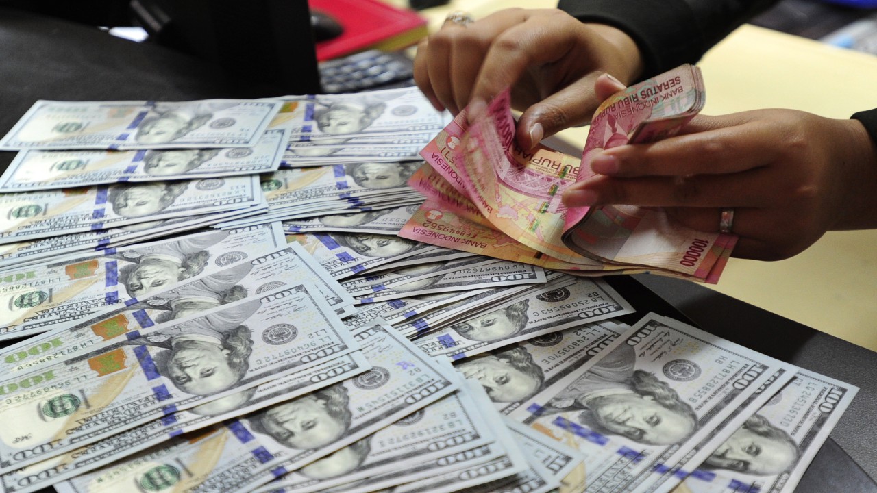 Mata uang rupiah dan dolar AS/ist