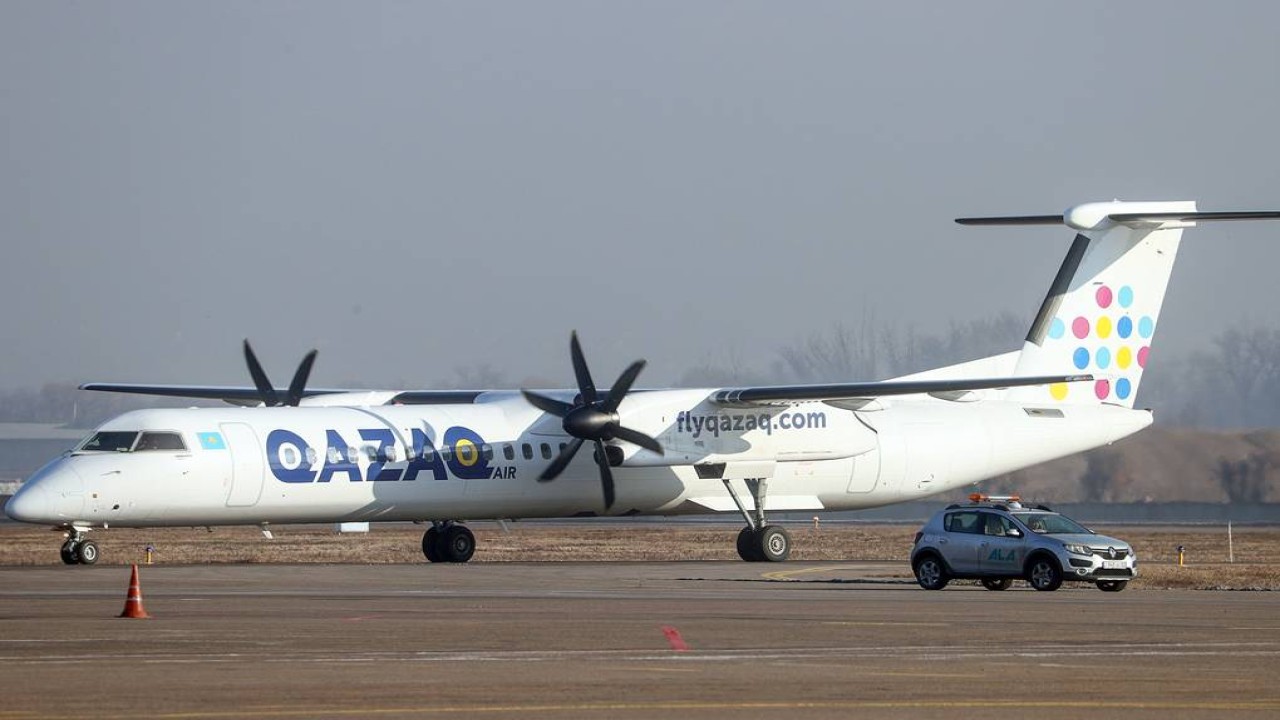 Maskapai penerbangan Qazaq Air tangguhkan penerbangan ke Rusia. (Gavriil Grigorov/TASS)
