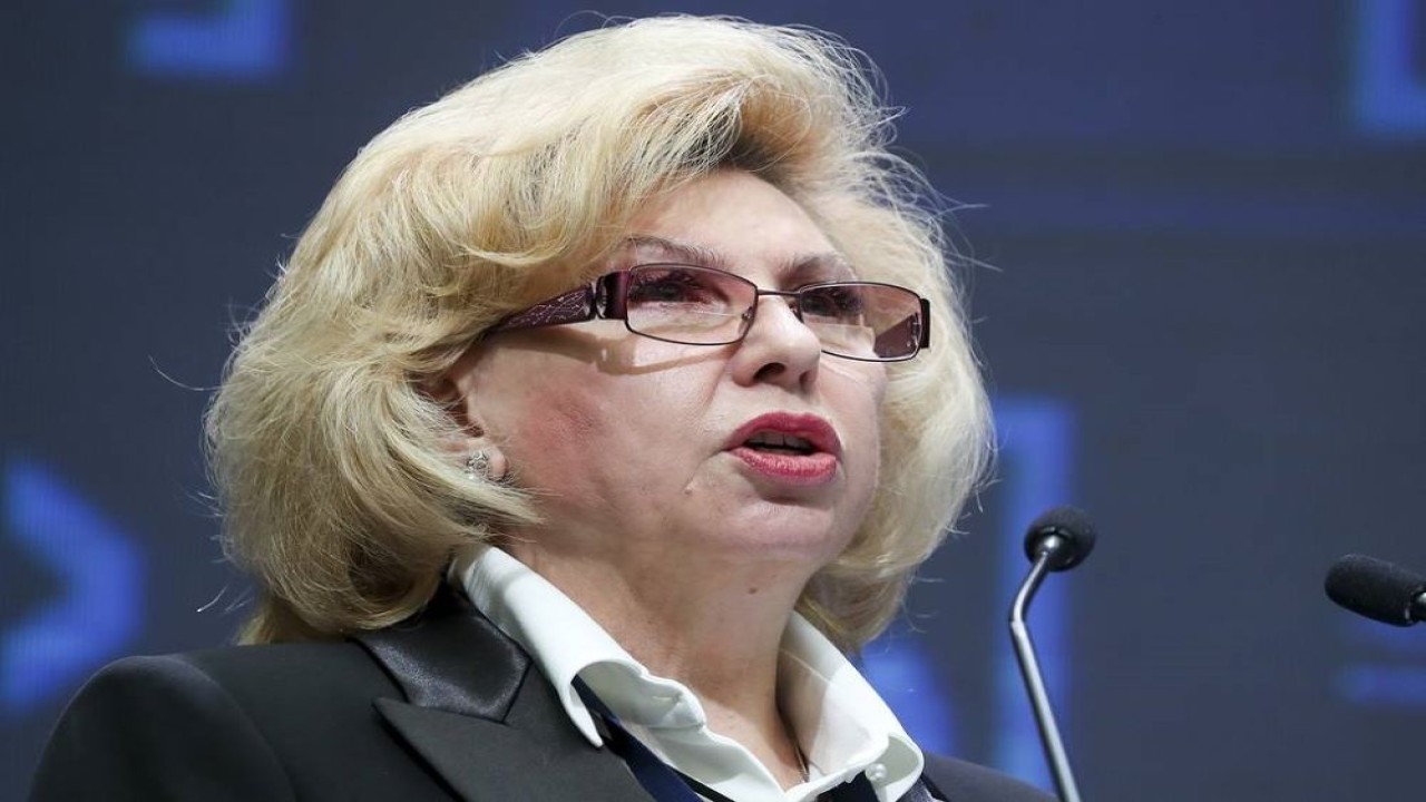 Komisaris HAM Rusia Tatyana Moskalkova mengatakan tahanan perang yakni sembilan tentara Rusia dibebaskan. (Sergei Karpukhin/TASS)