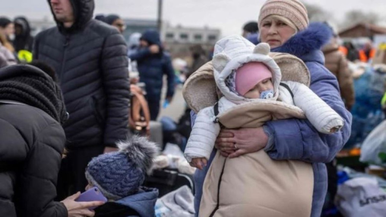 Ilustrasi pengungsi Ukraina. (Cumhuriyet)