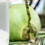 Air kelapa minuman berbuka yang pas untuk diet/net-1649347092