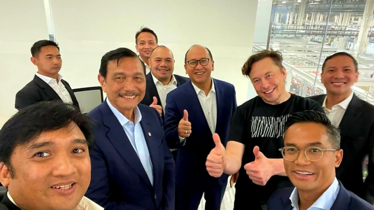 Dubes Rosan, Menko Luhut, Anindya Bakrie bertemu Elon Musk/Instagram