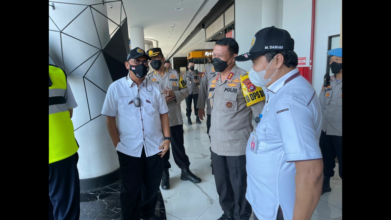 Kompolnas tinjau Operasi Ketupat Tahun 2022 di Polda Banten.