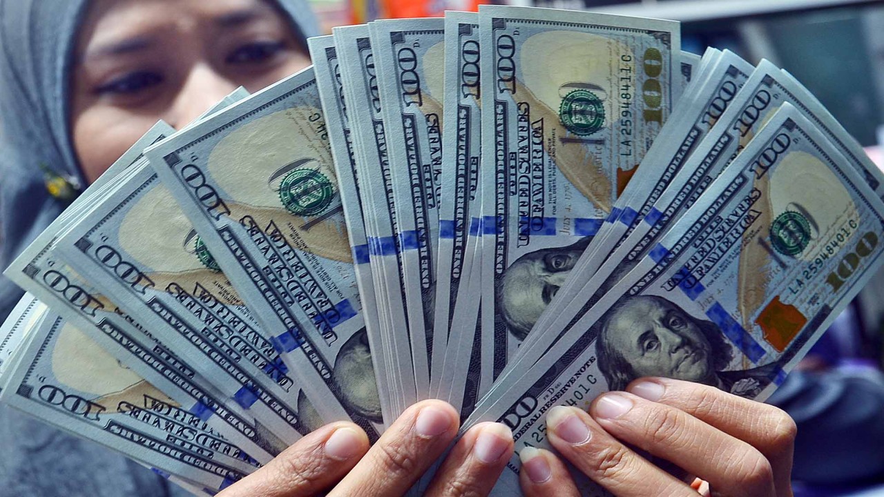 Mata uang dolar AS/ist