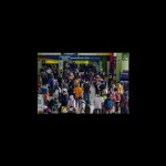 Para pemudik di stasiun kereta api-1651308354