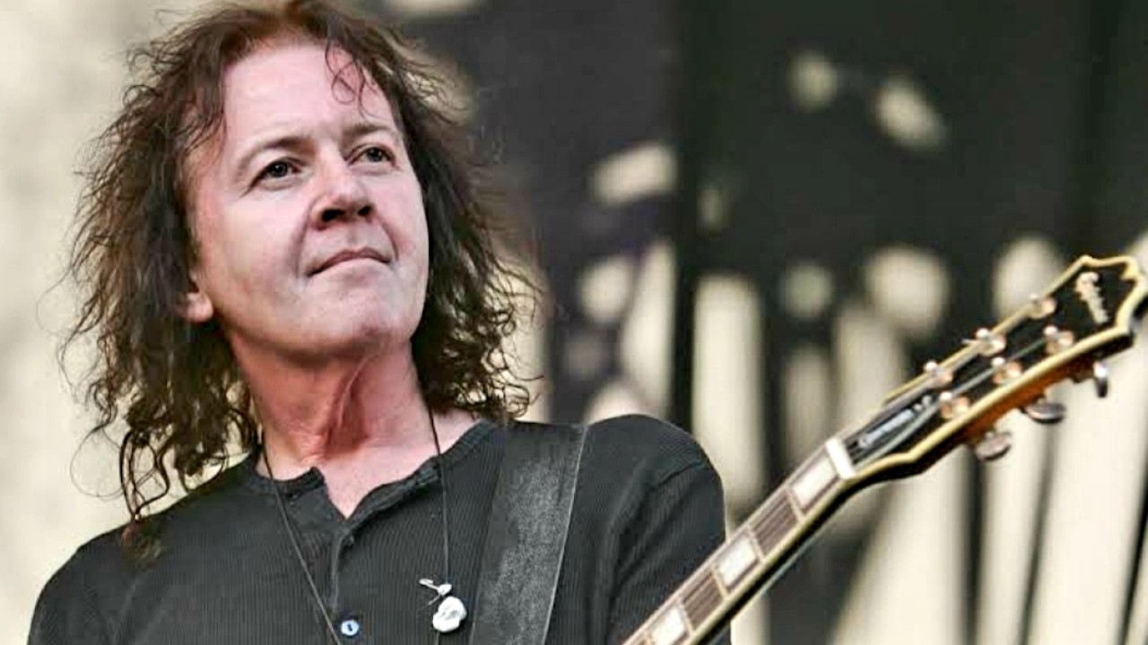 Vokalis Band The Saints, Chris Bailey/net