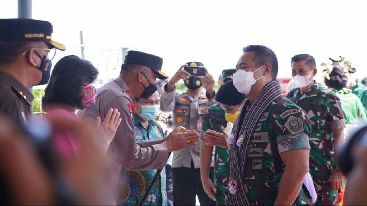 Panglima TNI Jenderal Andika Perkasa berkunjung ke Makorem 142 Tatag/Mamuju, Kamis (12/5/2022). (Istimewa)