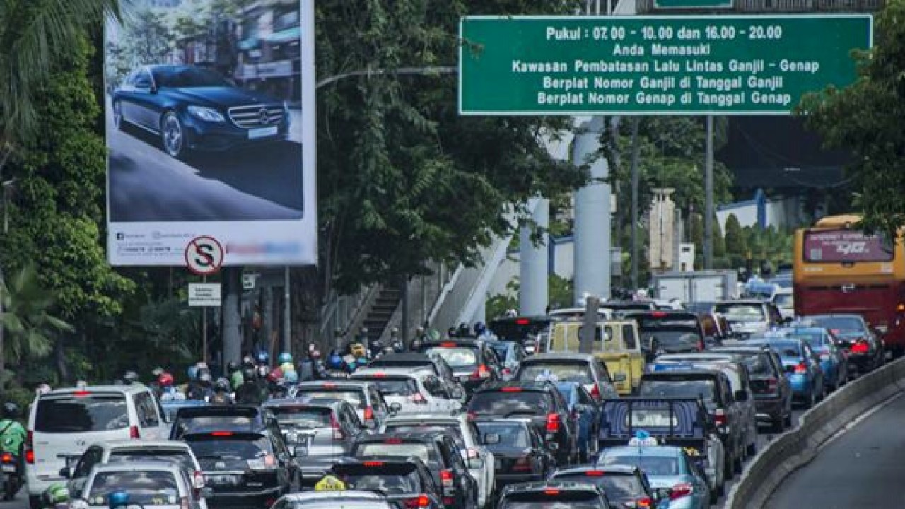 Ganjil genap. (Antara)