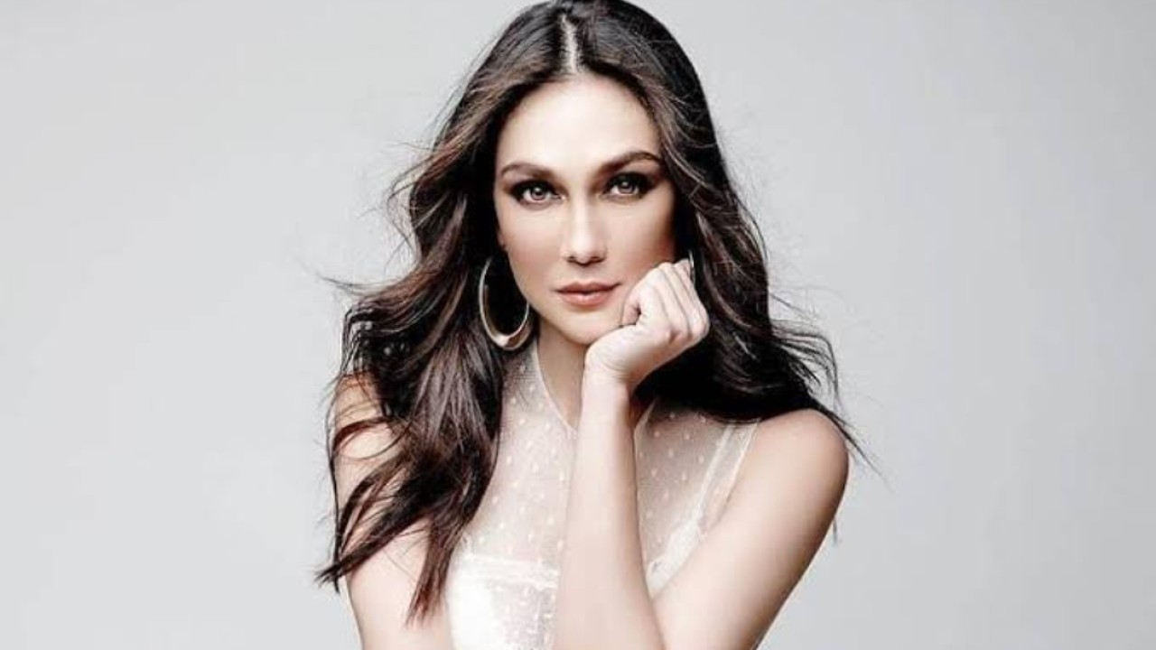 Luna Maya/net