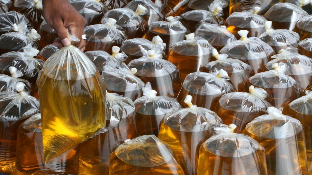 Minyak goreng curah. (Antara)