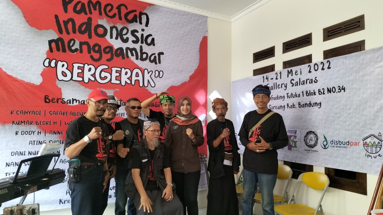 Seniman menggambar Jabar deklarasikan hari menggambar Nasional. Foto: Saifal Ode
