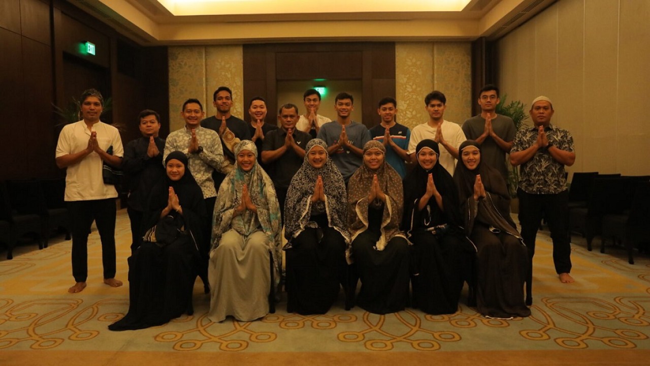 Tim Bulutangkis Indonesia Rayakan Idul Fitri di Manila