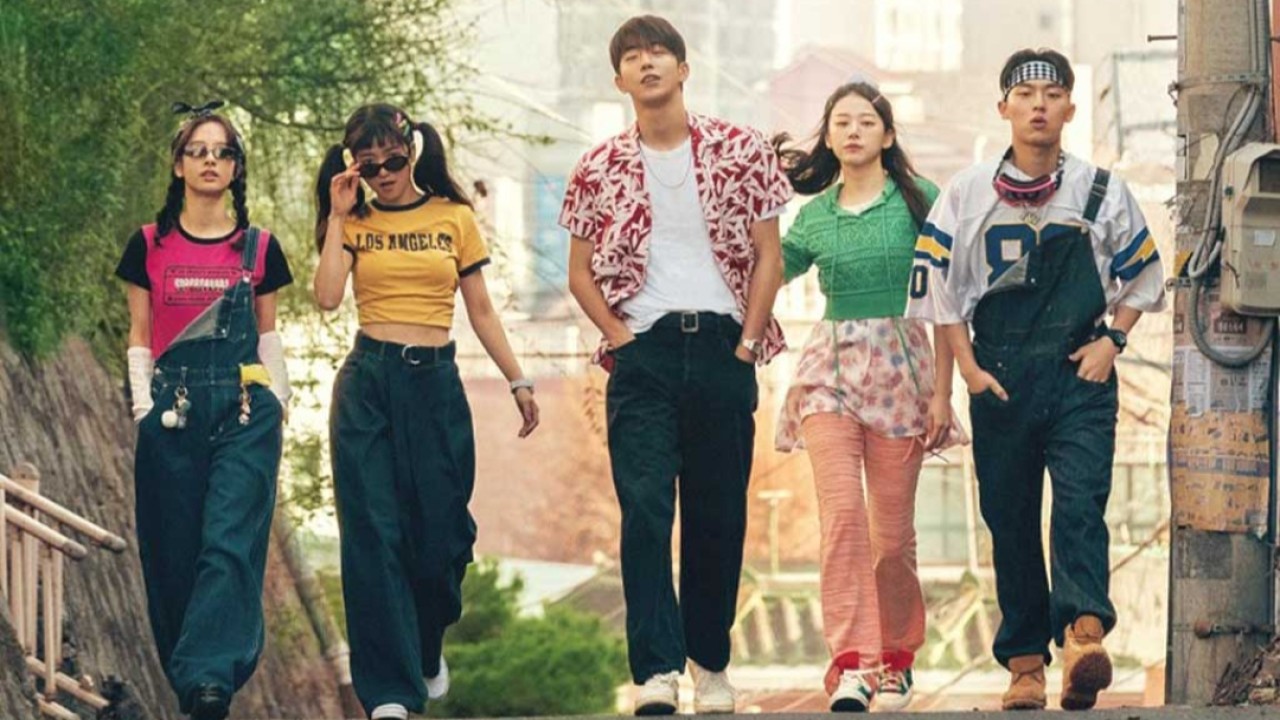 Twenty Five Twenty One menjadi salah satu drakor rating tertinggi di minggu keempat bulan Maret tahun 2022. Drakor romantis ini bersaing dengan A Business Proposal hingga Thirty Nine/net