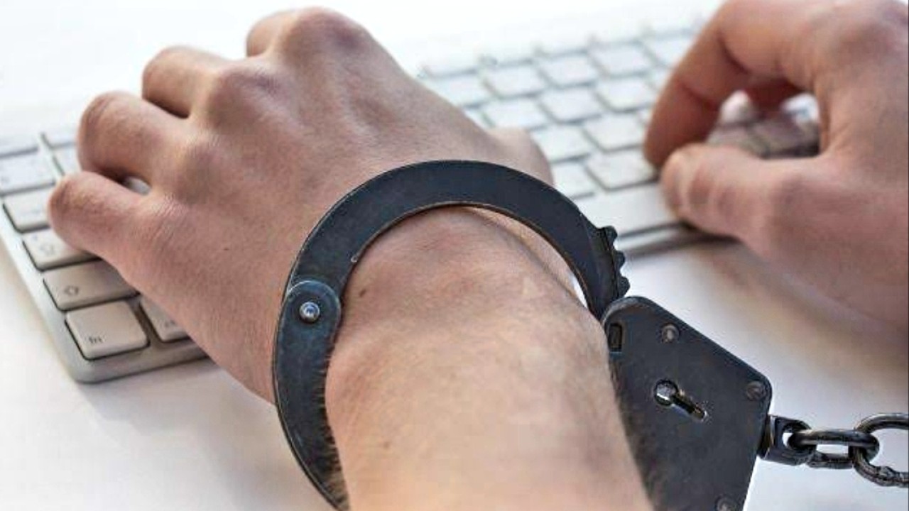 Diduga bikin konten pornografi, seorang Youtuber dan Selebgram diamankan polisi/net