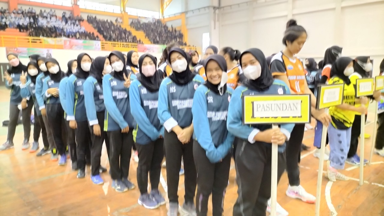 SMA Pasundan ikut turnamen Voly piala Kapolresta Bandung