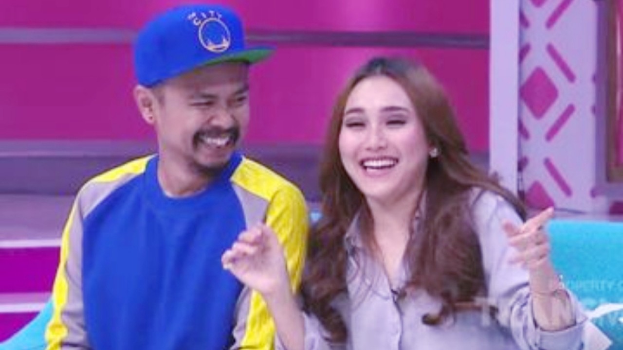 Ayu Ting Ting dan Wendy Cagur/net