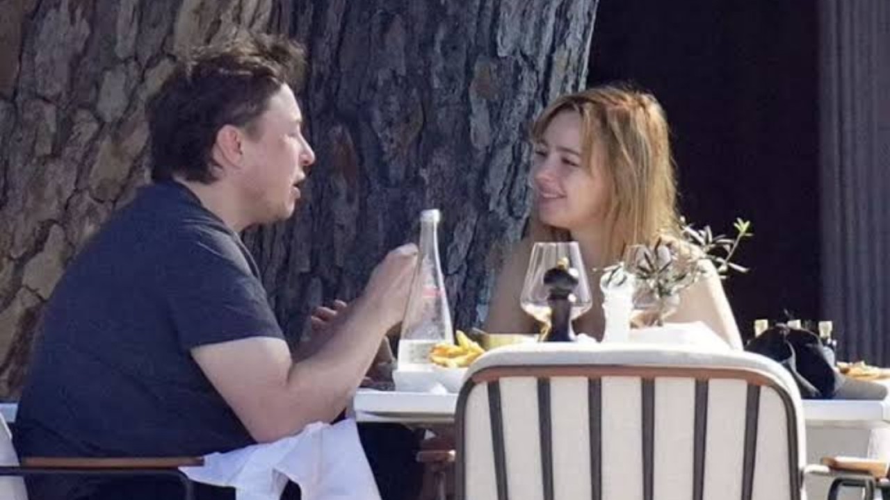 Elon Musk dan Natasha Bassett/net