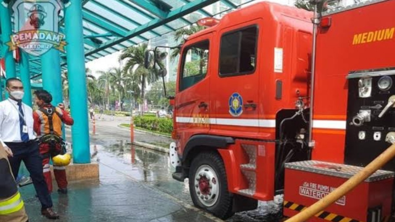 Plaza Senayan kebakaran/net