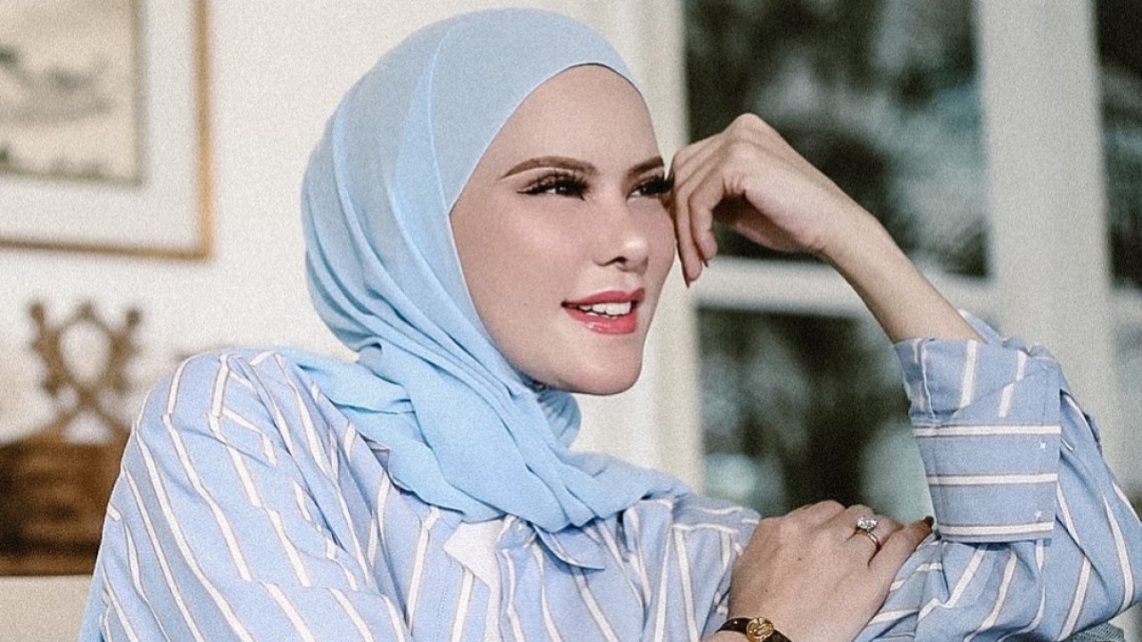 Angel Lelga/Instagram