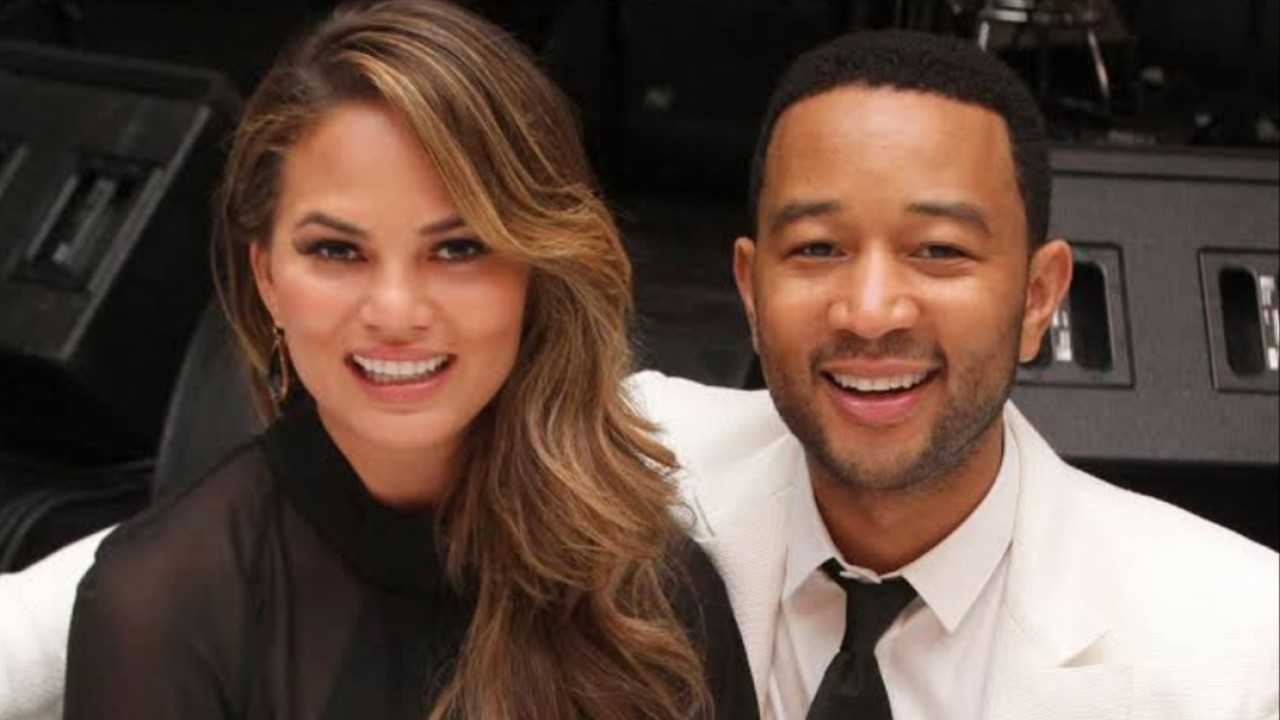 Chrissy Teigen dan John Legend