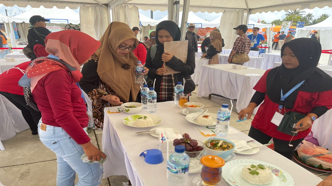 Festival pindang gunung di Pangandaran.