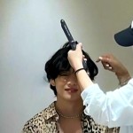 Jennie BLACKPINK & V BTS-1661300394