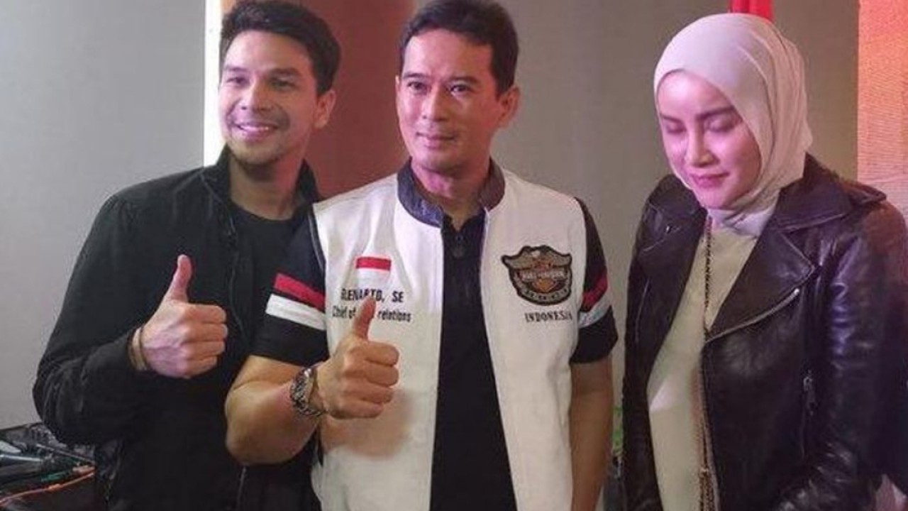 Jonathan Frizzy dan Olla Ramlan/net