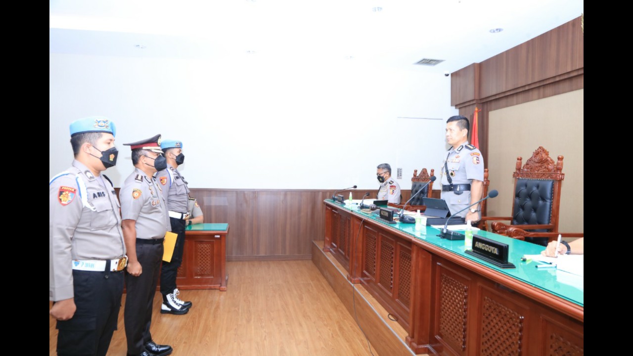 Sidang etik eks Kapolres Bandara Soetta.