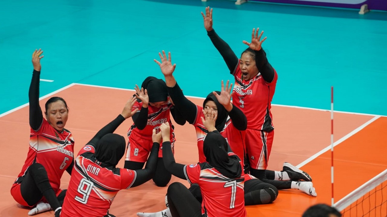 Tim Voli Duduk Putri Indonesia