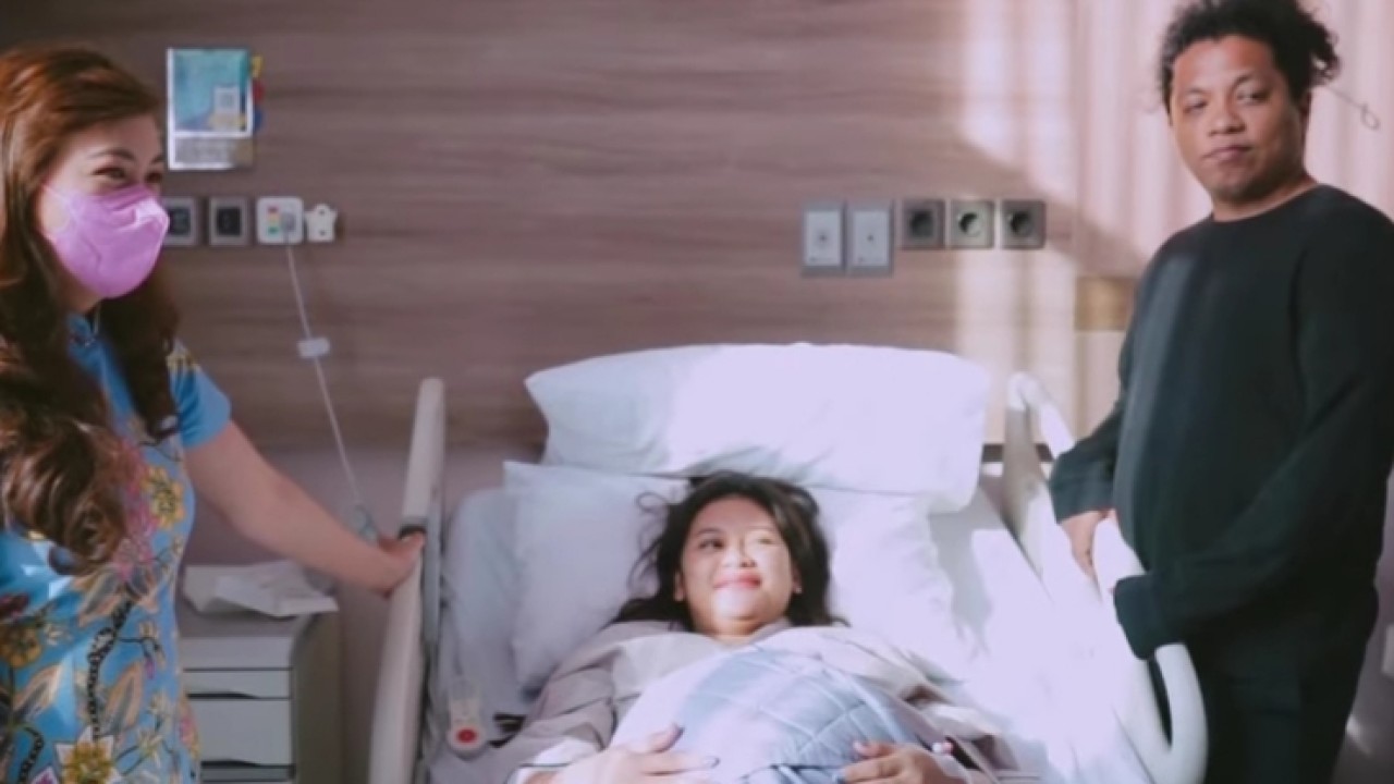 Indah Permatasari dan Arie Kriting/Instagram