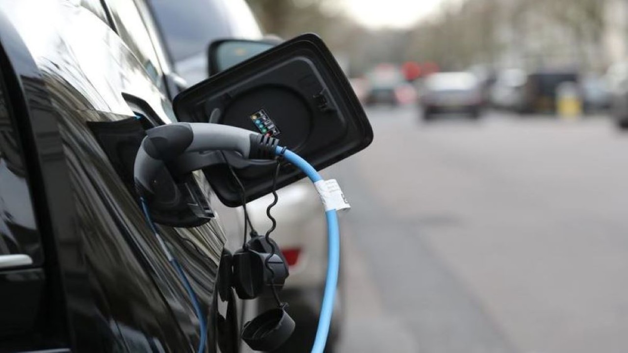 Ilustrasi. Kendaraan listrik. (Reuters)